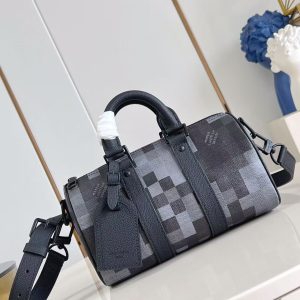Louis Vuitton Crossbody Bag