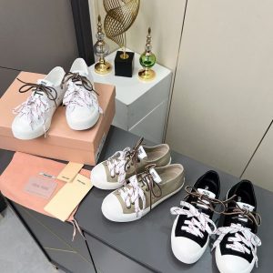 Miu Miu new women's fashionable and versatile casual canvas height-enhancing, comfortable and breathable white shoes
