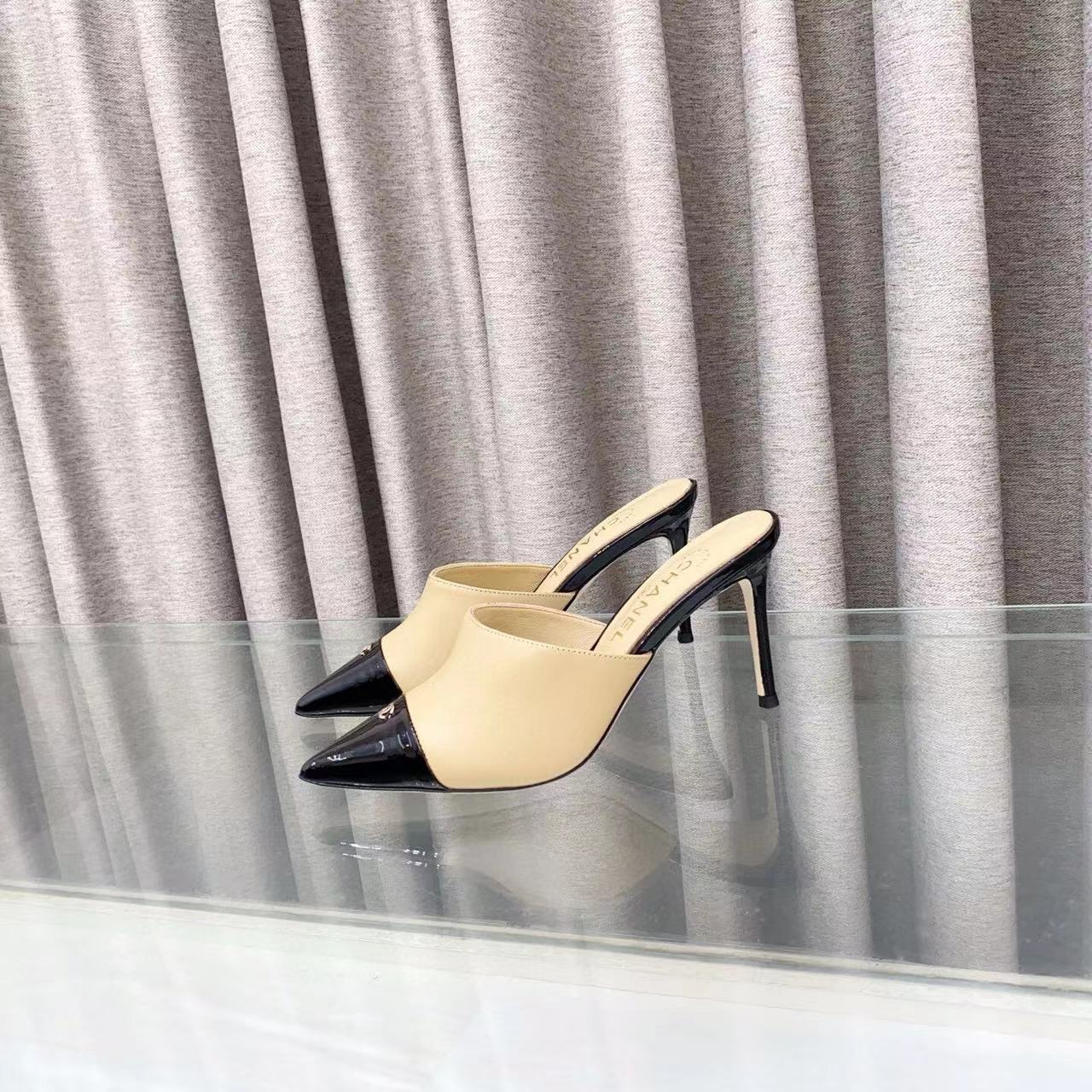 Chanel's new summer fashion all-match color matching half-slip sandals