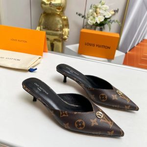 Louis Vuitton new fashionable and versatile women's leather high heels