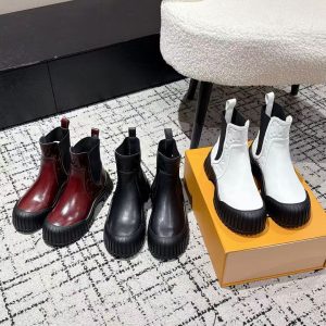 Louis Vuitton new women's popular genuine leather fashionable and versatile comfortable short boots