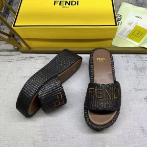 Fendi's new women's fashion high-end comfortable versatile breathable genuine leather woven thick-soled slippers
