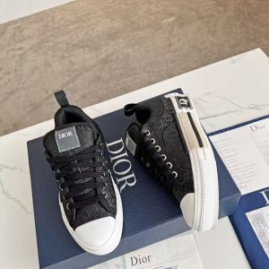Dior new men's trendy high-end comfortable and versatile breathable genuine leather casual sports shoes