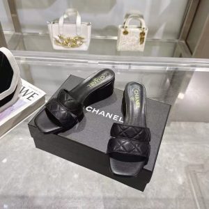 Chanel new women's fashion high-end comfortable versatile genuine leather casual short-heeled slippers