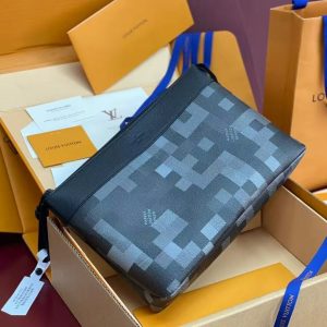 Louis Vuitton Crossbody Bag