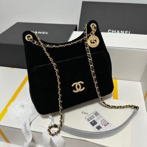 Chanel crossbody bag