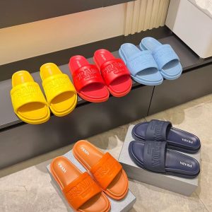 Prada new fashion men's and women's loose high-end comfortable genuine leather casual slippers