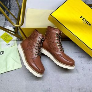 Fendi's new men's trendy high-end comfortable and versatile breathable genuine leather casual short boots
