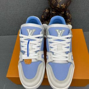 Louis Vuitton's new couple's style is fashionable, versatile, exquisite and elegant, genuine leather, breathable, comfortable lining, high-quality casual shoes