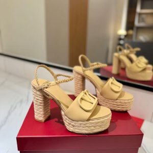 Valentino new ladies' fashionable and versatile genuine leather high-heeled sandals