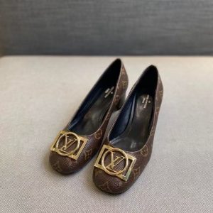 Louis Vuitton new women's fashionable and versatile exquisite and elegant genuine leather line high heels