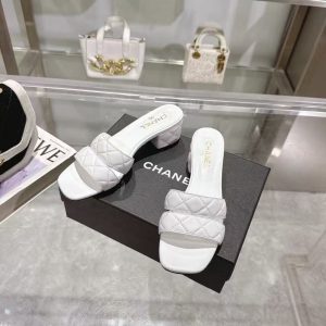 Chanel new women's fashionable and versatile exquisite and elegant leather lining comfortable custom leather outsole sandals