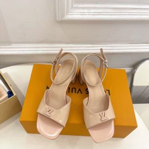 Louis Vuitton new ladies' fashionable and versatile exquisite and elegant leather high heels