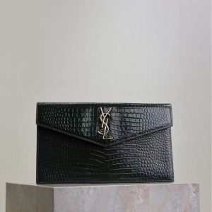 Yves Saint Laurent Clutch