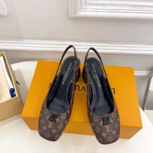 Louis Vuitton new ladies' fashionable and versatile exquisite and elegant leather high heels