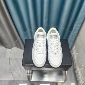 Chanel's new ladies' fashionable and versatile multi-craft electric embroidery lining comfortable and breathable casual sports shoes