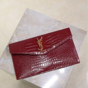 Yves Saint Laurent Clutch