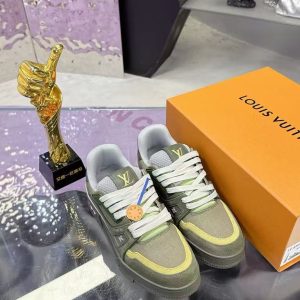 Louis Vuitton new couple fashion versatile exquisite elegant genuine leather casual sports shoes