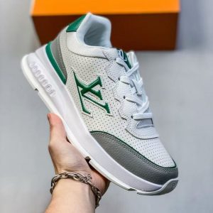 Louis Vuitton new couple fashion versatile exquisite elegant genuine leather casual sports shoes