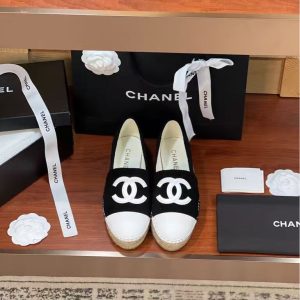 Chanel new women's leather trendy and fashionable all-match casual shoes