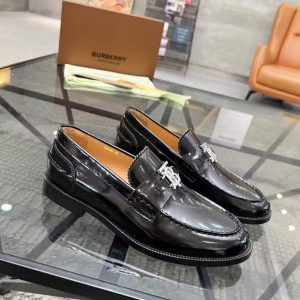 New Burberry men's style versatile comfortable breathable leather lining trendy casual slip-on shoes