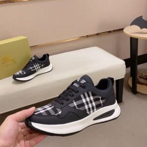 New Burberry men's and women's styles are versatile, comfortable and breathable inside, genuine leather and rubber outsole, trendy and fashionable casual shoes
